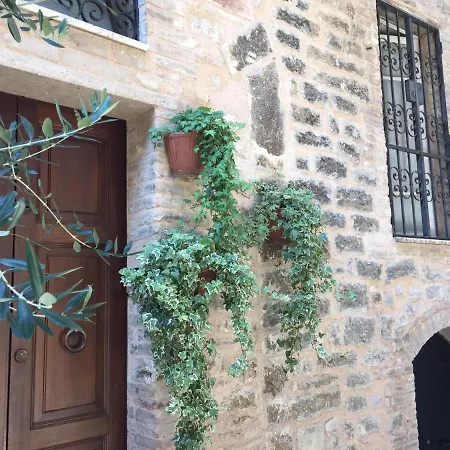 Appartamento Incantevole In Pieno Centro Storico Assisi Exterior photo